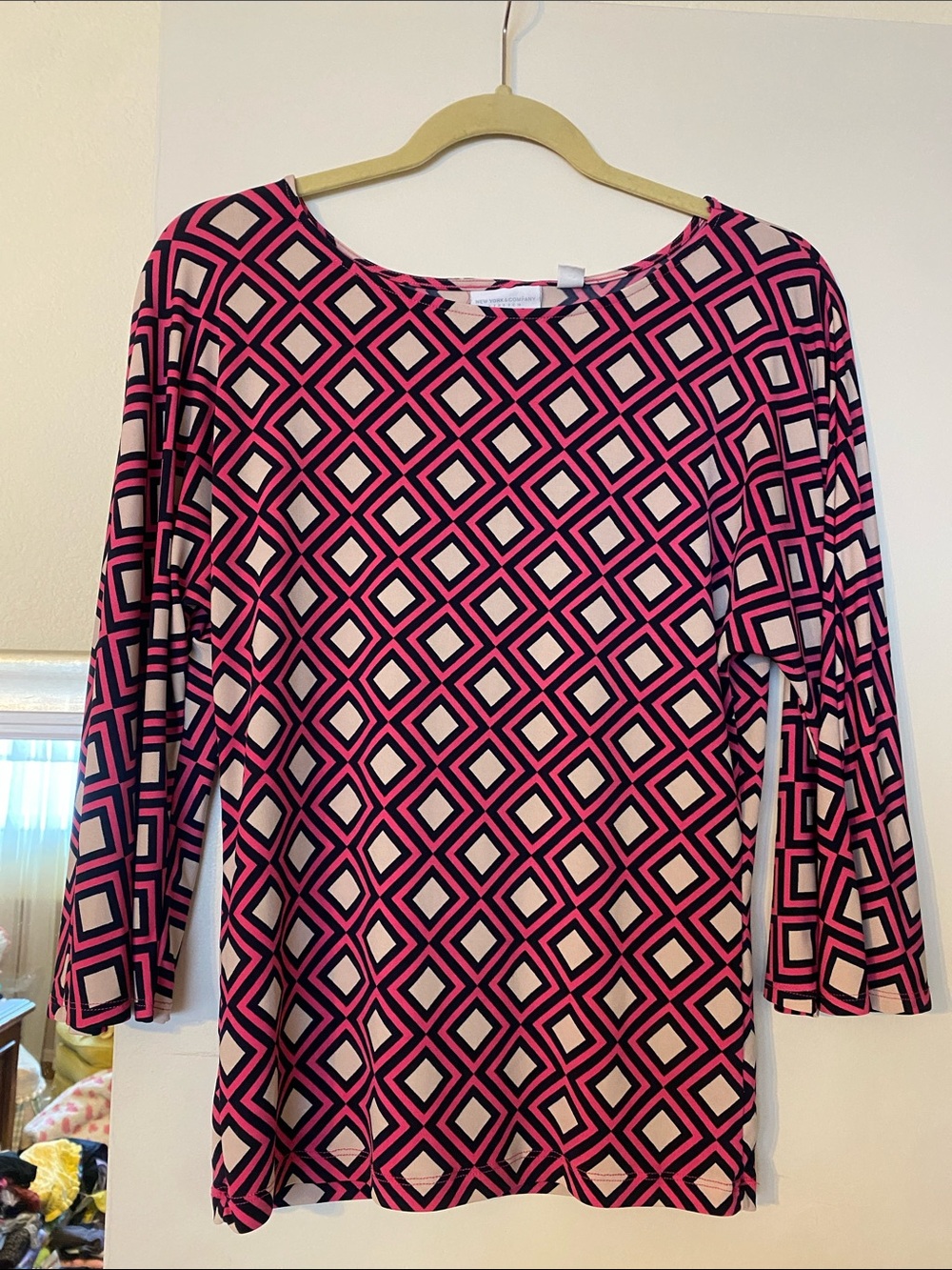 New York & Company Pink and Black Geometric Long-Sleeve Top